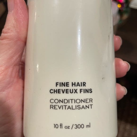 NIB Sealed “OUAI” AMAZING SHAMPOO AND CONDITIONER&Hair Oil - Picture 3 of 7